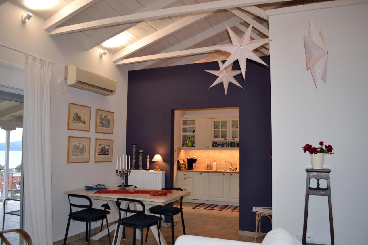 Corinthian Sun - Vacation Home Esterno foto