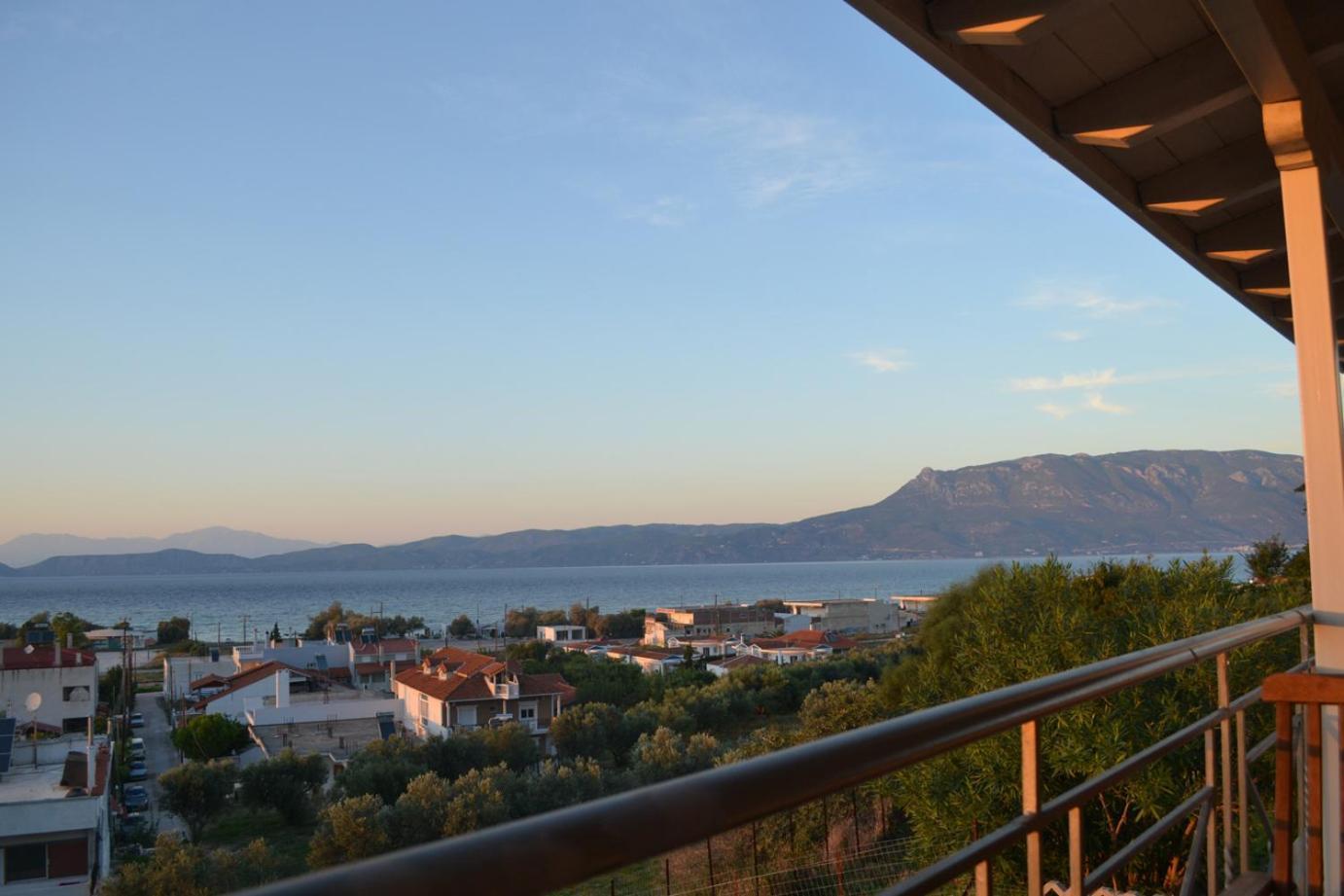 Corinthian Sun - Vacation Home Esterno foto