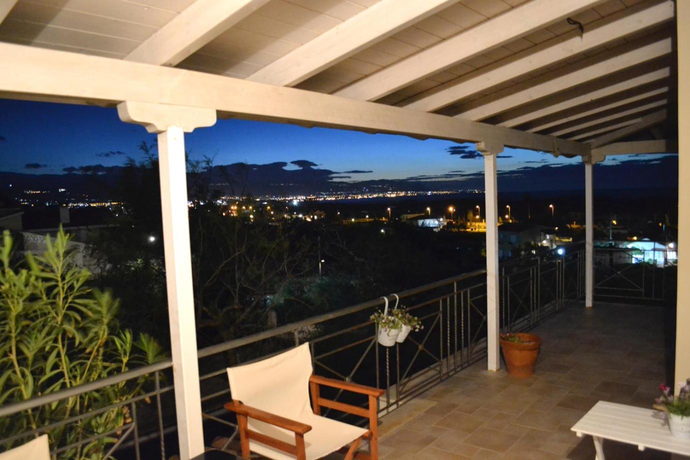 Corinthian Sun - Vacation Home Esterno foto