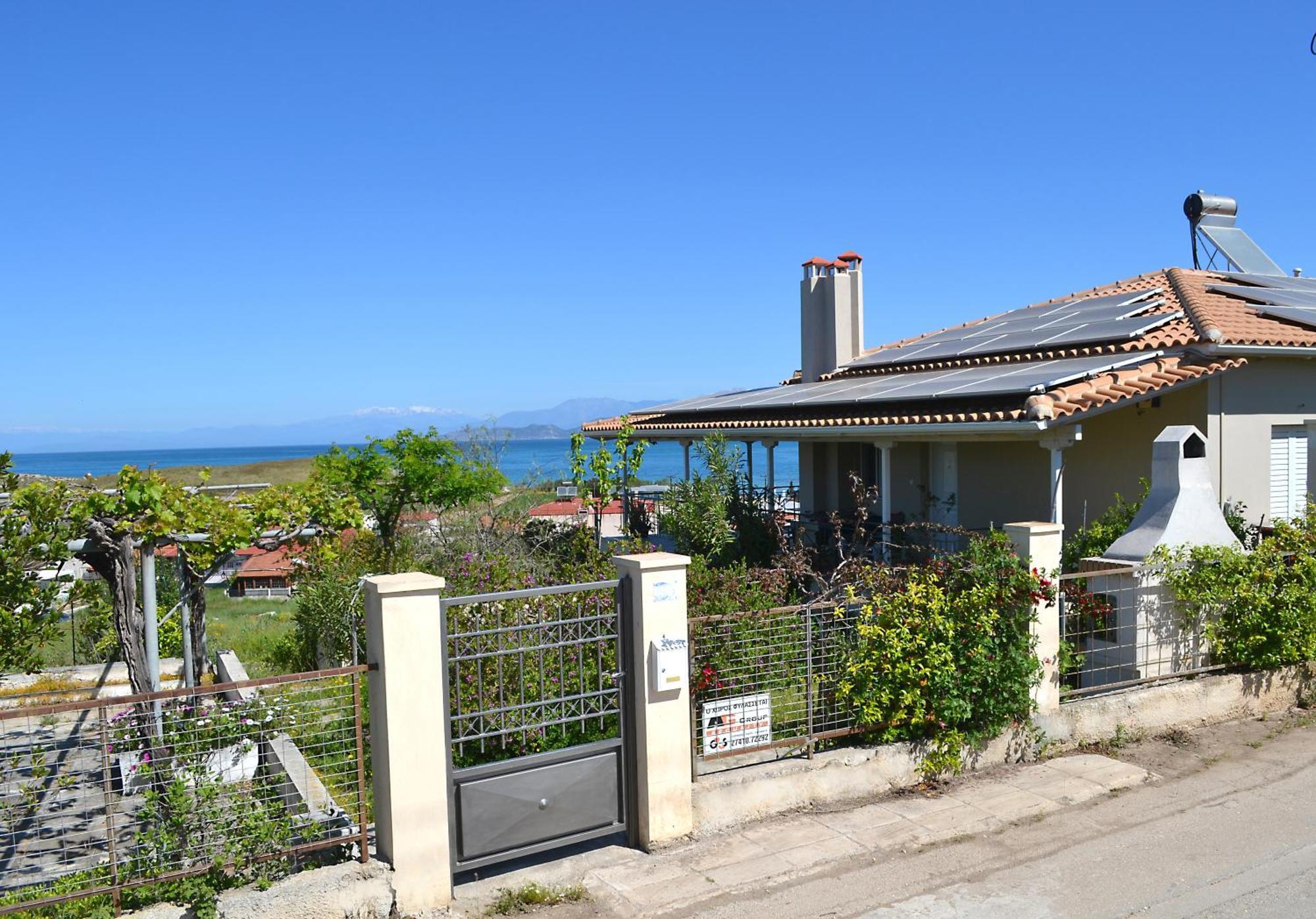 Corinthian Sun - Vacation Home Esterno foto
