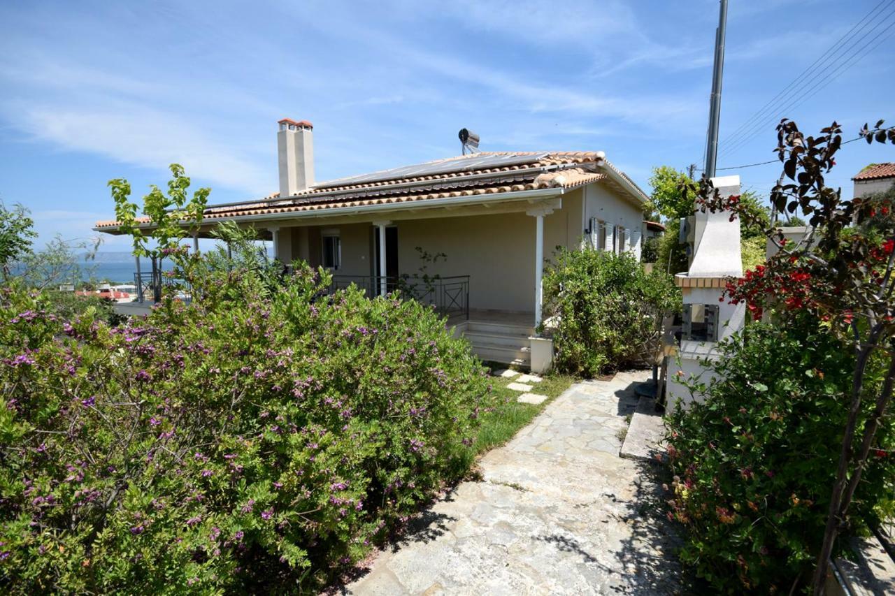 Corinthian Sun - Vacation Home Esterno foto